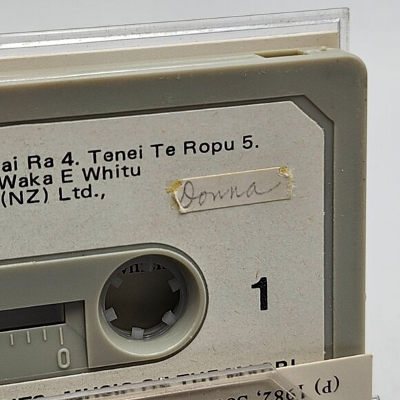 Air New Zealand Music Of The Maori Cassette Tape 1982 South Pacific SPR7c - Picture 4 of 4